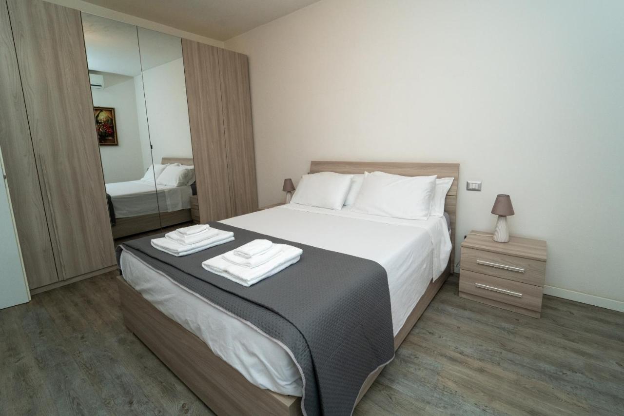 Alba Apartment Near Milan ブレッソ エクステリア 写真