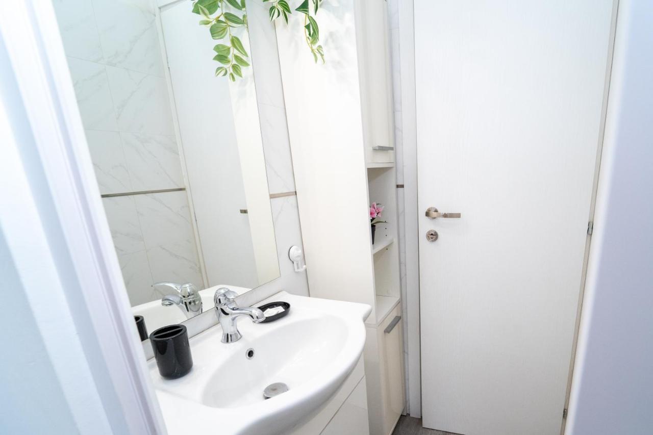 Alba Apartment Near Milan ブレッソ エクステリア 写真