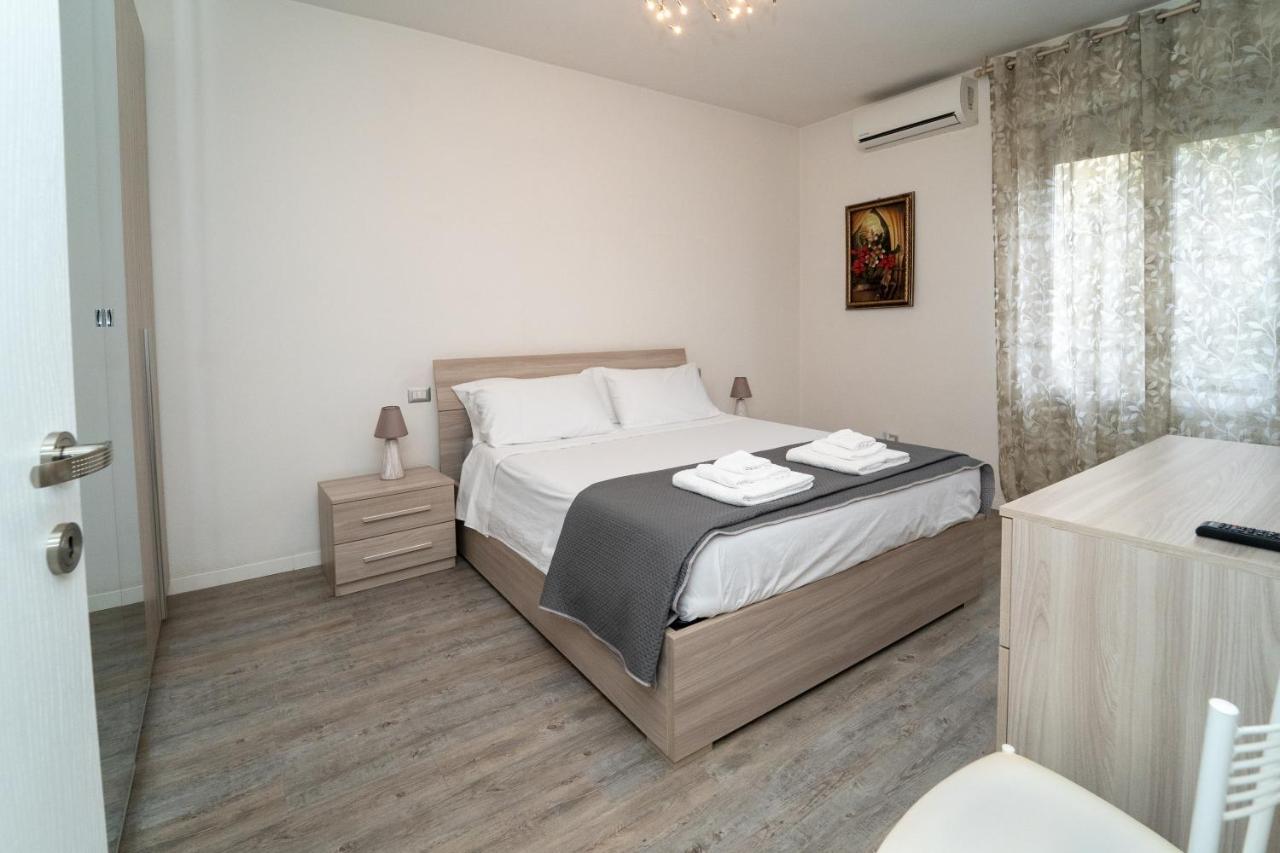 Alba Apartment Near Milan ブレッソ エクステリア 写真